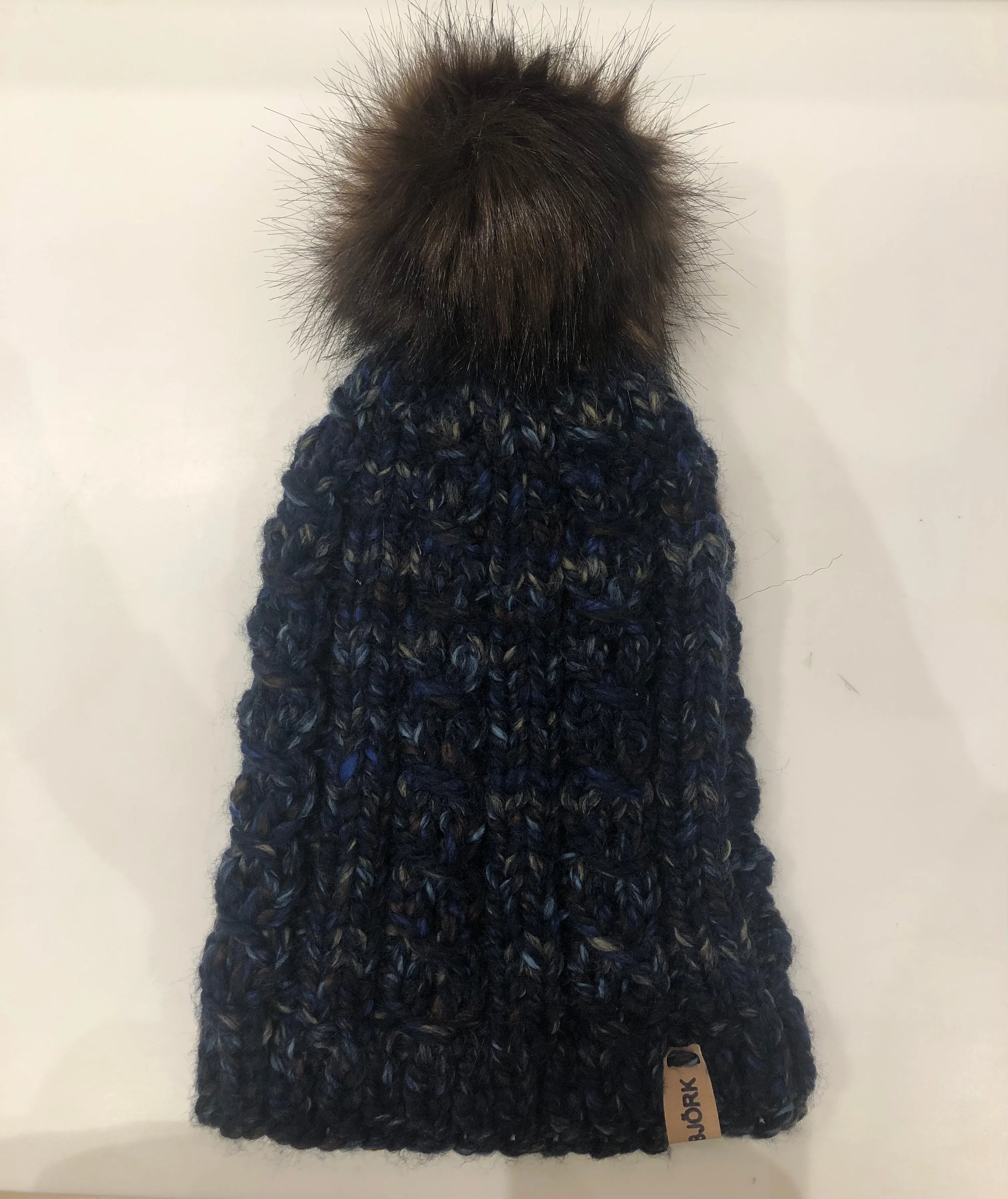 Birki | Hat with Pom Pom