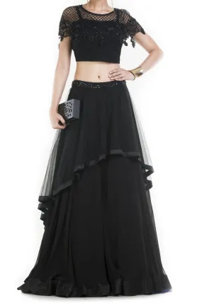 BLACK LEHENGA FEATURE