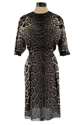 Chic 2008 Yves Saint Laurent by Stefano Pilati Grey Toned Leopard Print Silk Dress