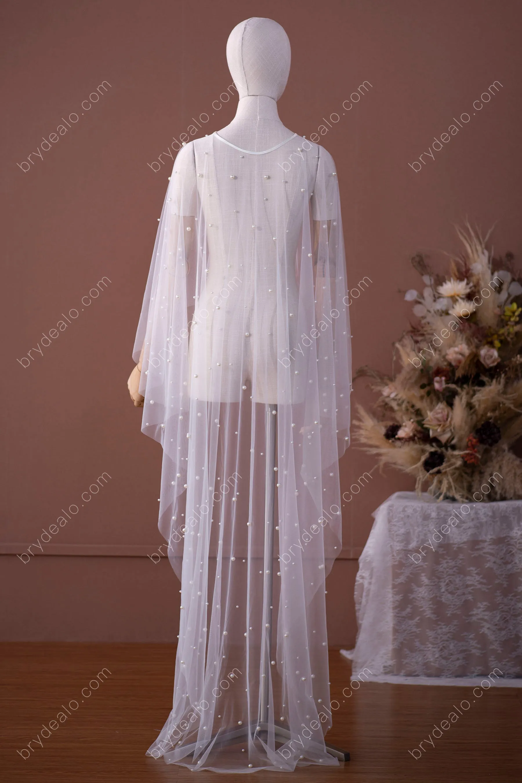 Designer Pearls Tulle High-low Bridal Cape