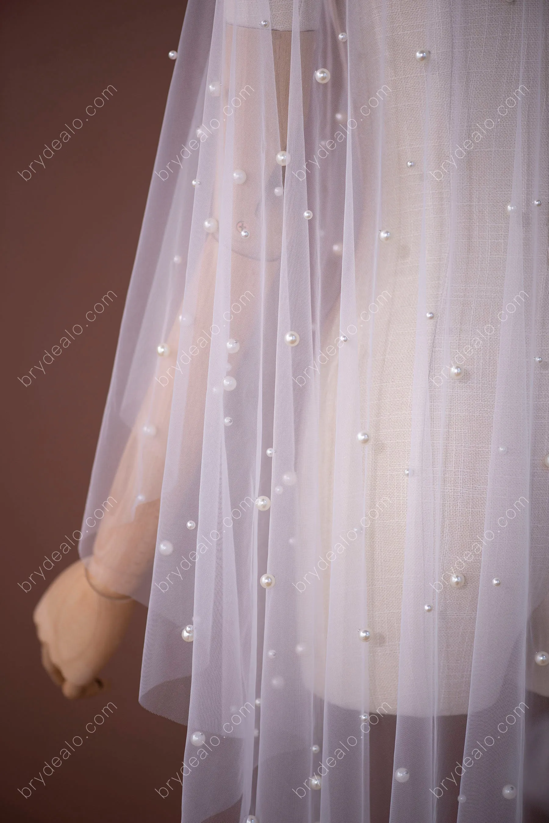 Designer Pearls Tulle High-low Bridal Cape