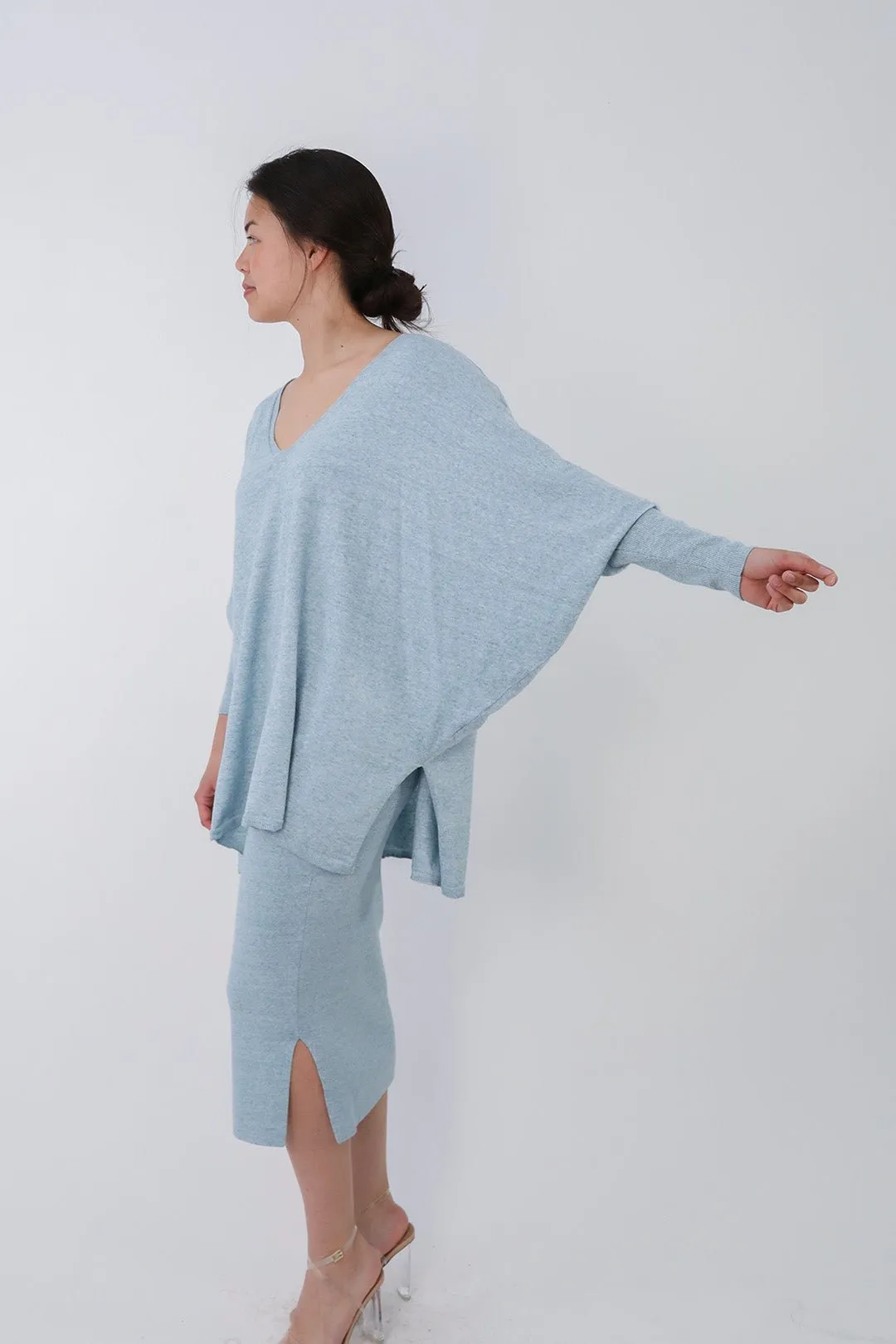 LENA LONG SLEEVE V-NECK PONCHO IN PIMA COTTON KNIT