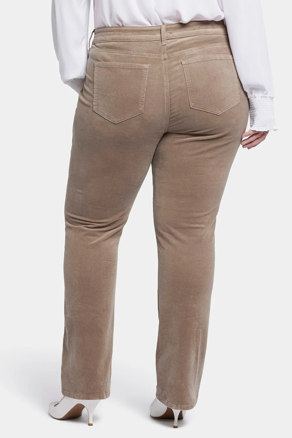 Marilyn Straight Pants In Plus Size - Saddlewood