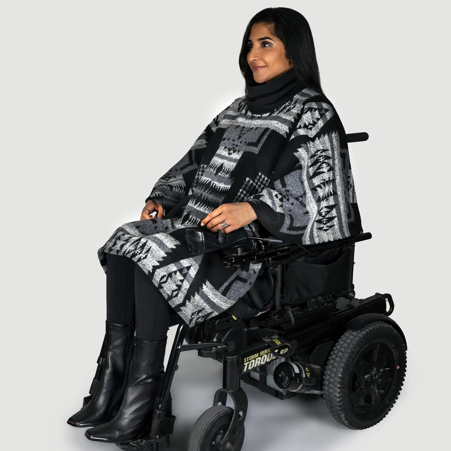 Women's Canyon Blanket Cape