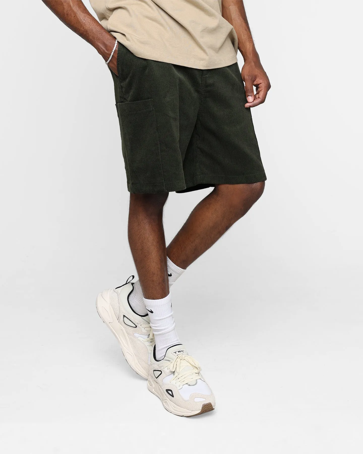 XXIII Jason Corduroy Shorts Dark Green